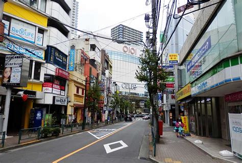 国分寺駅から東京駅: 都市の脈動と時間の流れ